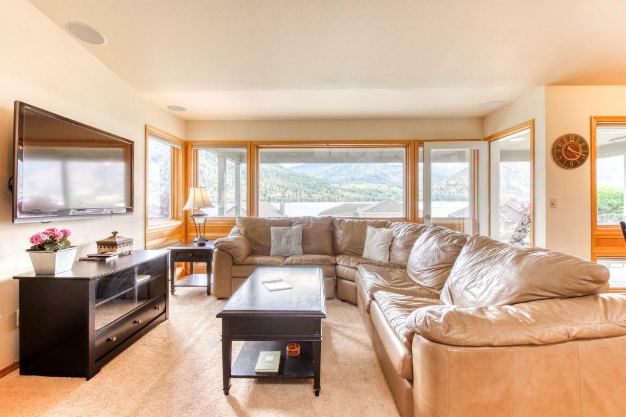 Lake Life At Wapato Point Manson Bagian luar foto